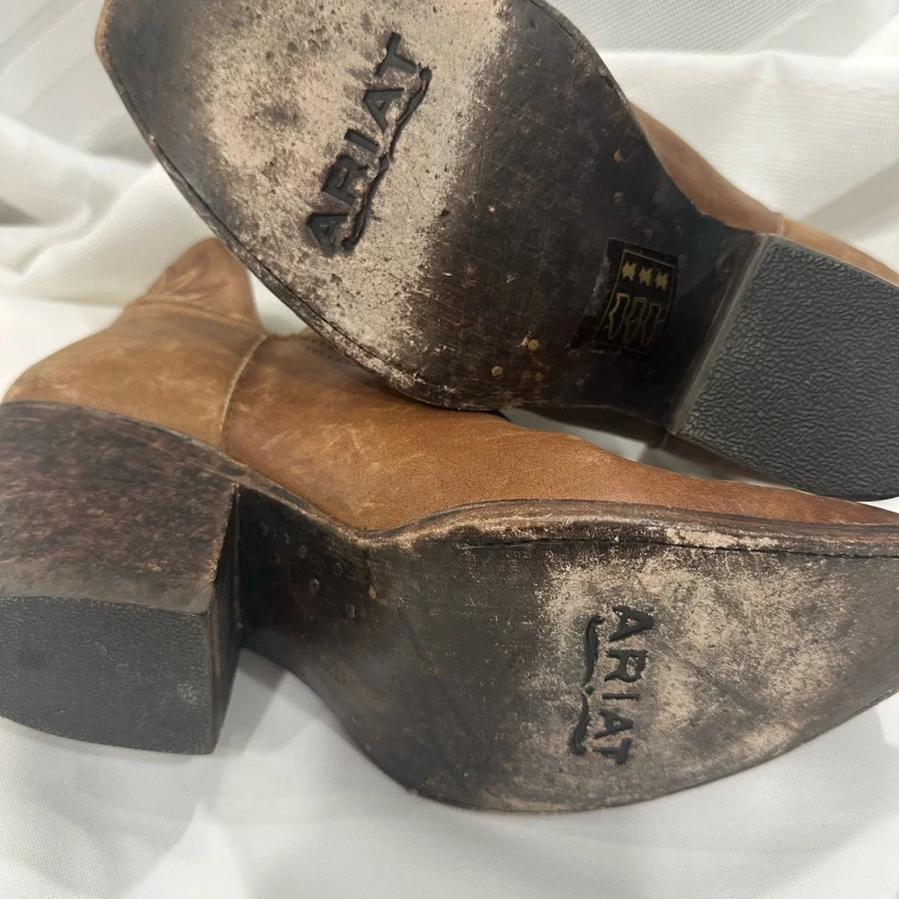 Wowens Ariat Hazel Naturally Distressed Brown Leather Ankle Booties size 10b - Picture 6 of 9